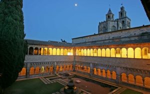 Dependencies-del-claustre-compressor Cloister of the Monastery of Sant Cugat