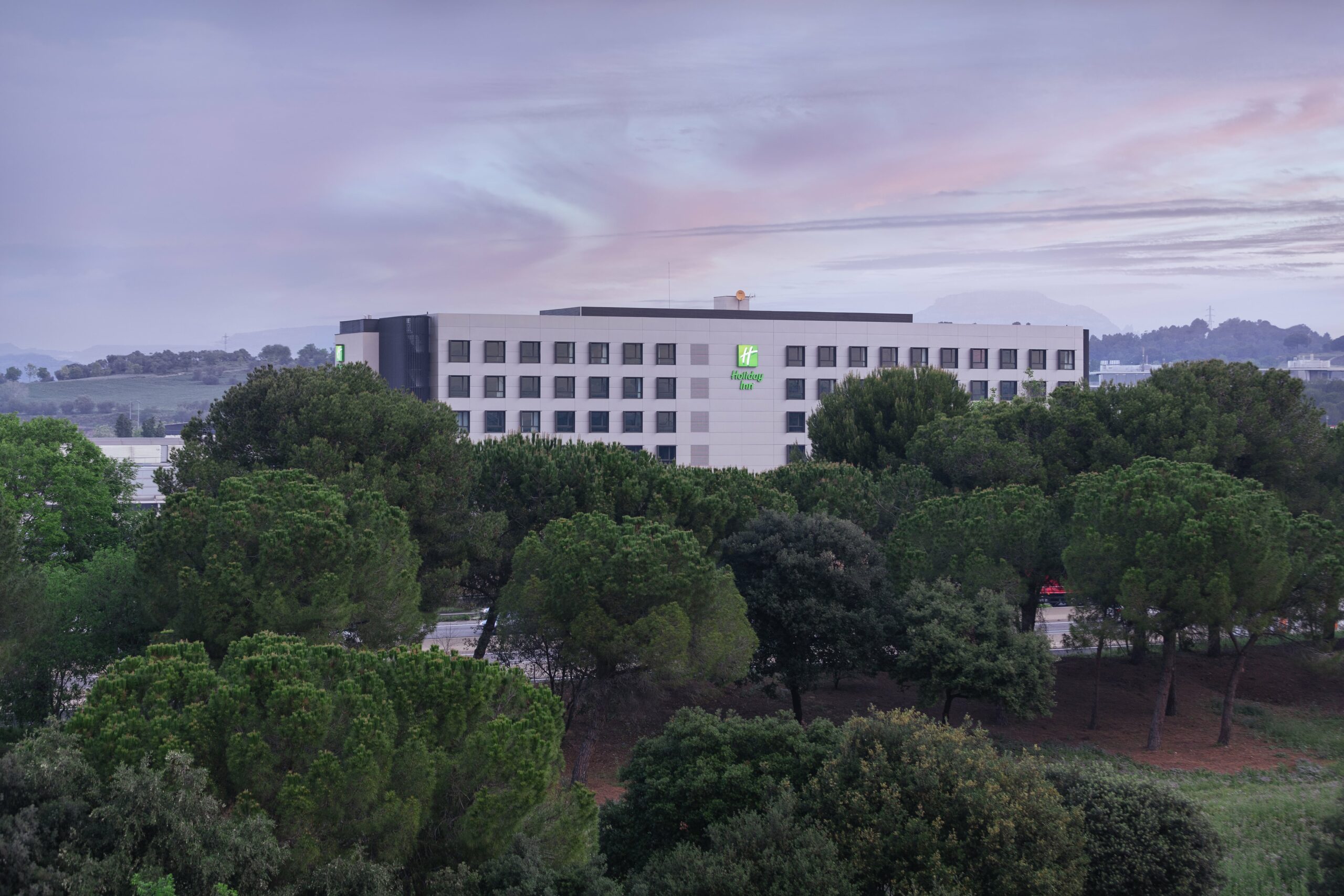 Exterior Hotel Holiday Inn Barcelona Sant Cugat