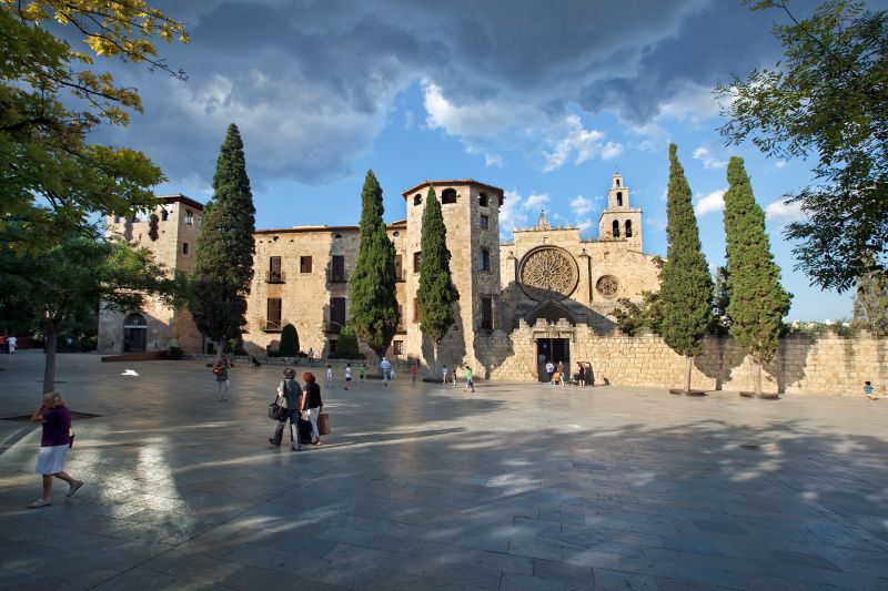 Plaça Octavià i Monestir
